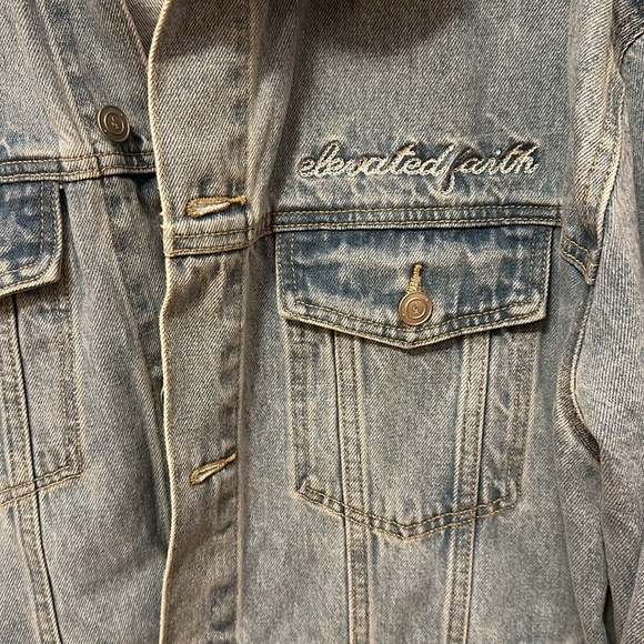 Elevated Faith light blue Denim Jacket size 2X - Picture 6 of 9